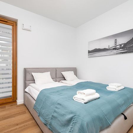 Przy Torach 3 By Homeprime Varšava Exteriér fotografie
